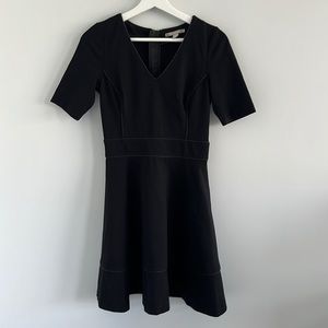 Banana republic dress fit and flare a line ‎ stretch dress zip up closure